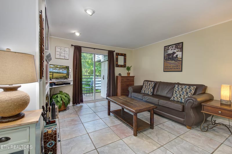 1260 Ski View Dr #APT 2101, Gatlinburg, TN 37738
