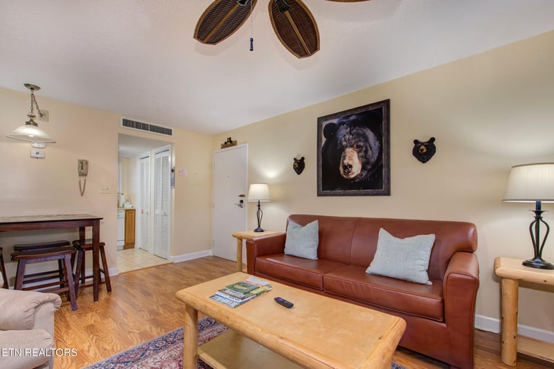 1260 Ski View Dr #APT 2104, Gatlinburg, TN 37738