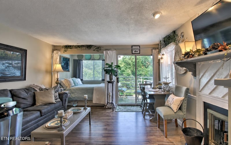 1260 Ski View Dr #APT 2207, Gatlinburg, TN 37738