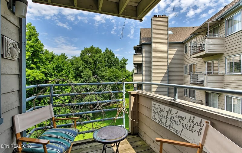 1260 Ski View Dr #APT 2207, Gatlinburg, TN 37738