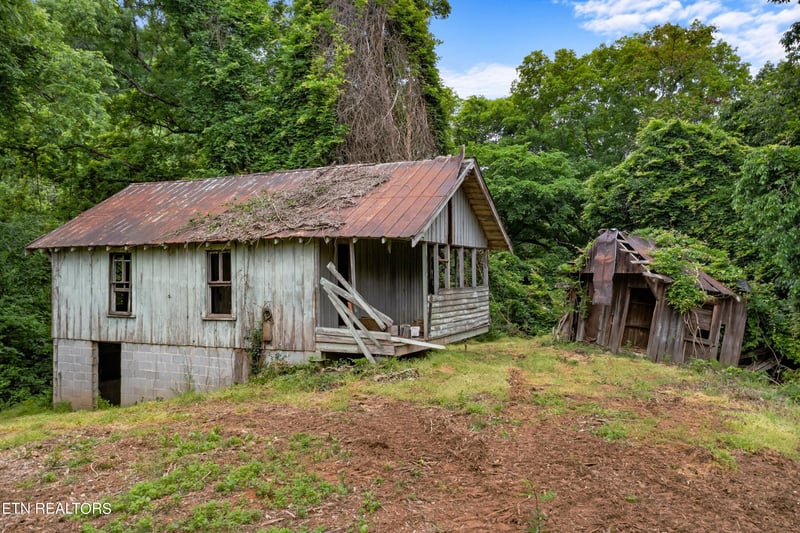 1260 Tarwater Rd, Knoxville, TN 37920