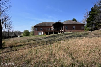 1261 Houston Springs Rd, Greenback, TN 37742