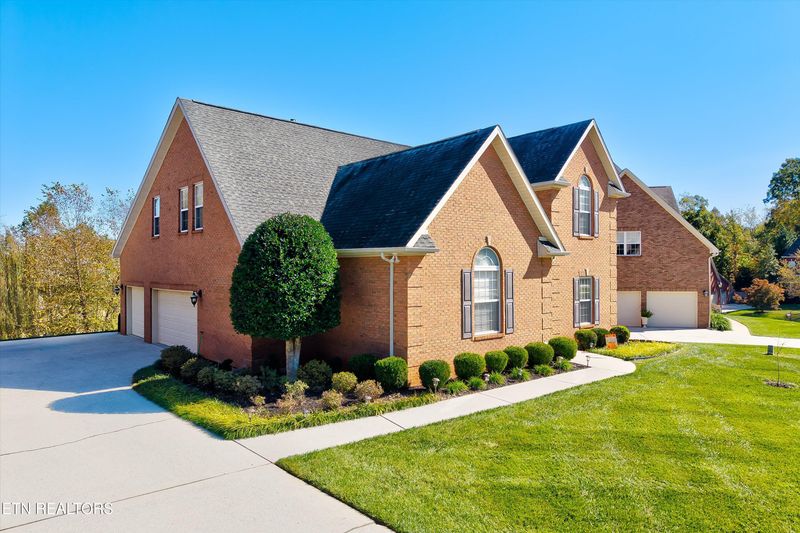 12611 Weatherstone Dr, Knoxville, TN 37922