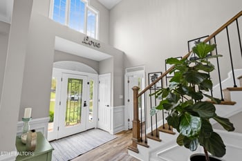12612 Broken Saddle Rd, Farragut, TN 37934