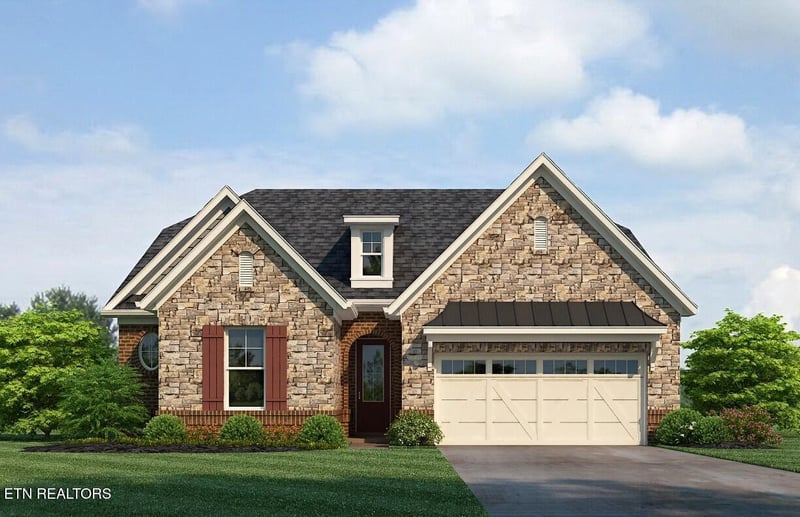 12613 Red Poppy Dr, Farragut, TN 37934