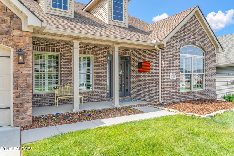 12619 Sailpointe Ln, Knoxville, TN 37922