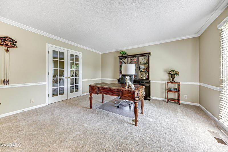 12625 Broken Saddle Rd, Knoxville, TN 37934