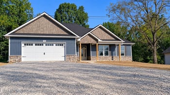 1263 Tuckaleechee Tr, Maryville, TN 37803