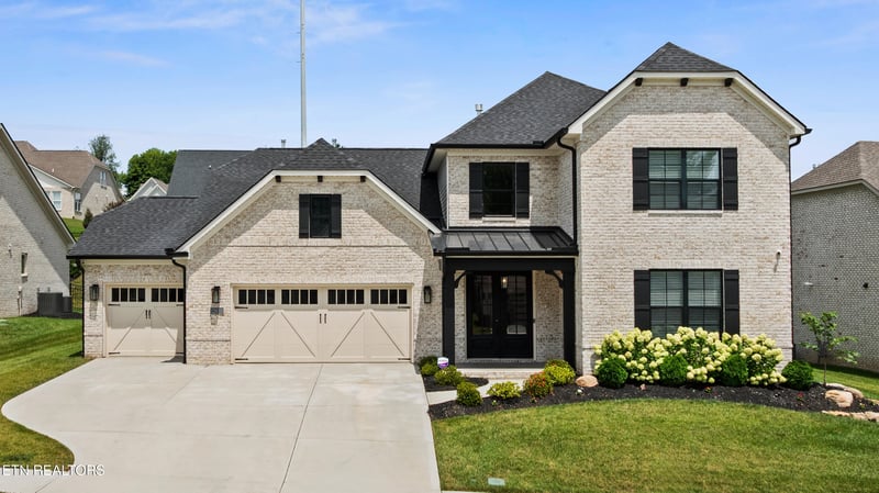 12633 Red Poppy Dr, Farragut, TN 37934