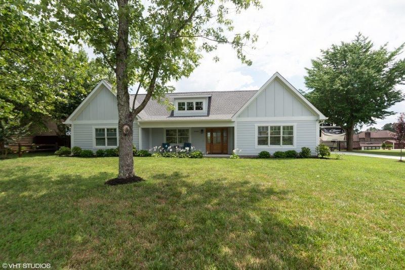 12640 Pony Express Dr, Knoxville, TN 37934