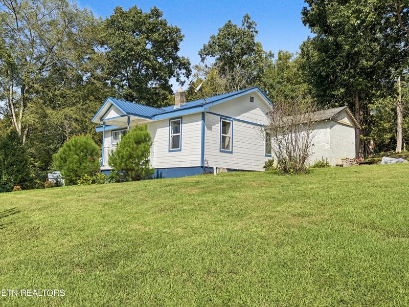 1265 Jayell Rd, Sevierville, TN 37862