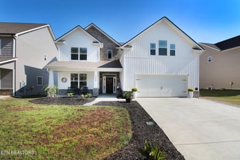 12664 Myrtle Ridge Ln, Knoxville, TN 37932