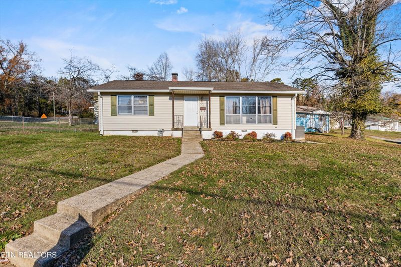 127 Albany Rd, Oak Ridge, TN 37830