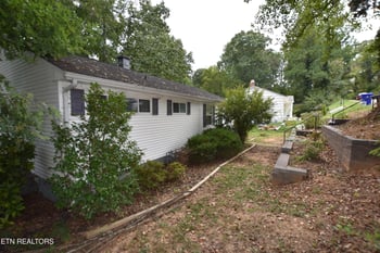 127 Amherst Ln, Oak Ridge, TN 37830