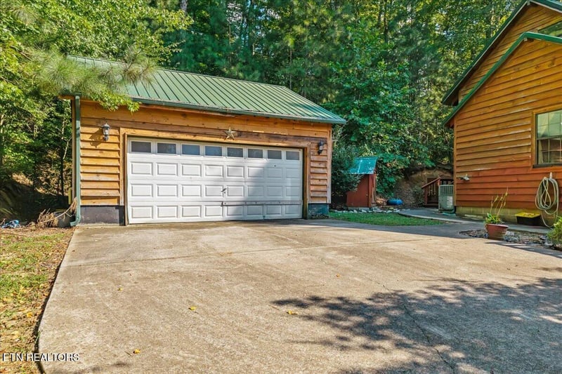 127 County Road 7, Calhoun, TN 37309