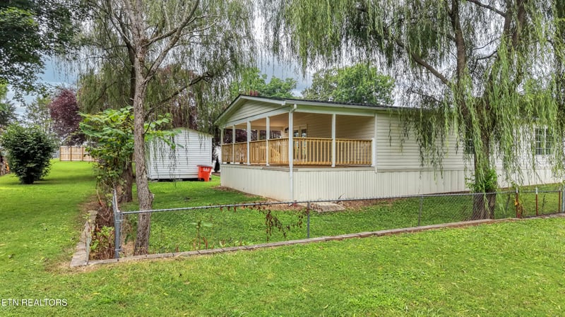 127 County Road 77, Riceville, TN 37370