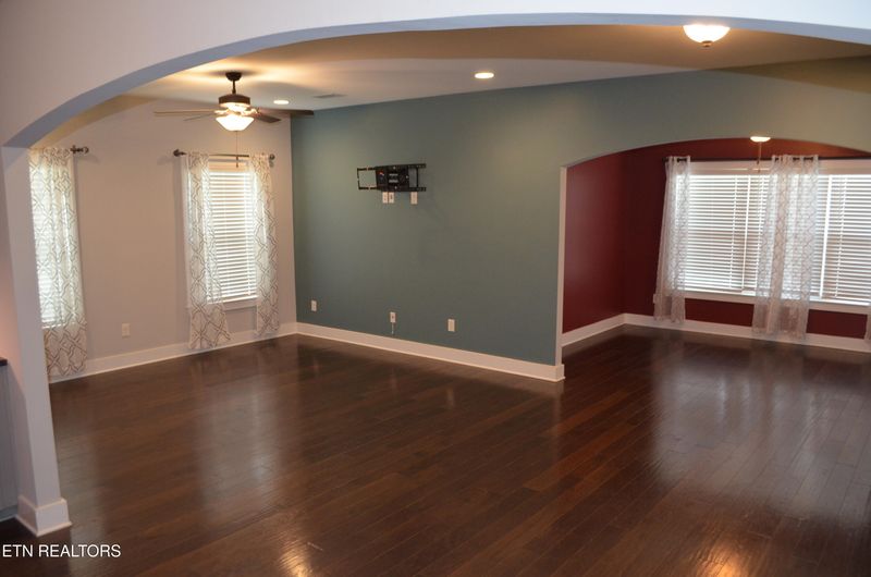 127 E Westcott Overlook, Oak Ridge, TN 37830