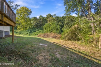 127 Jarrett Ln, Oak Ridge, TN 37830