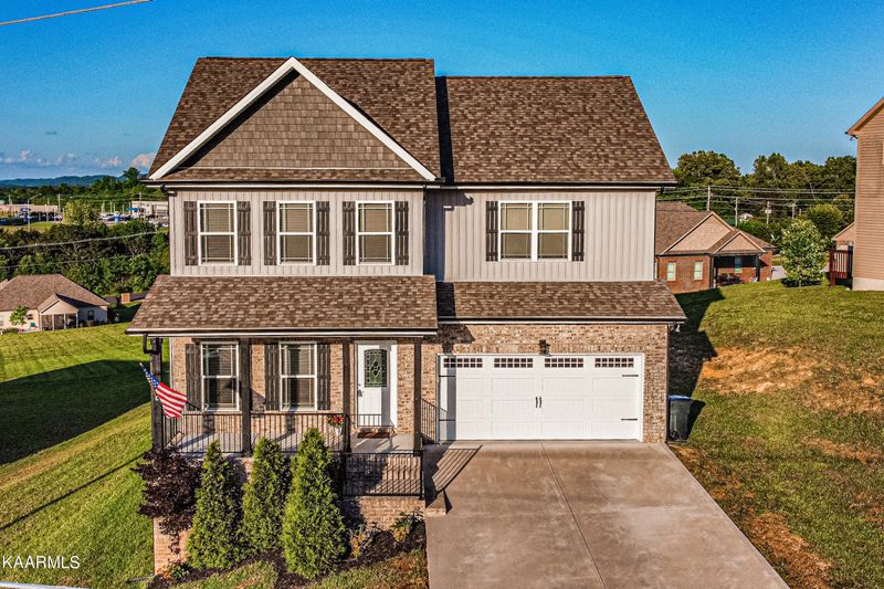 127 Katherine Ln, Clinton, TN 37716