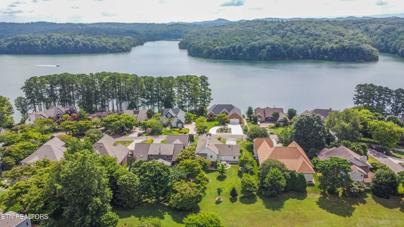 127 Kiowa Way, Loudon, TN 37774