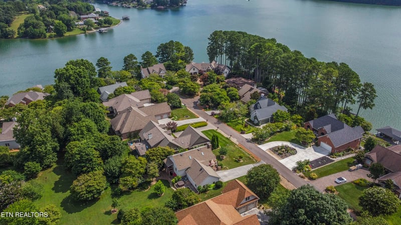 127 Kiowa Way, Loudon, TN 37774