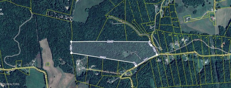 127 Lark Ln, Lafollette, TN 37766