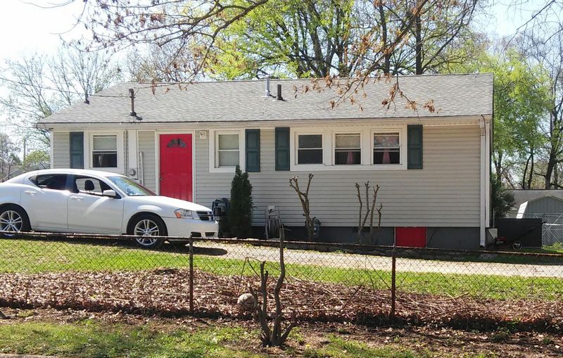 127 Nevada Cir, Oak Ridge, TN 37830