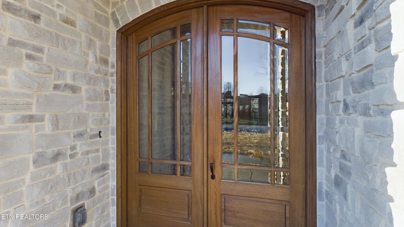 127 Ogana Way, Loudon, TN 37774
