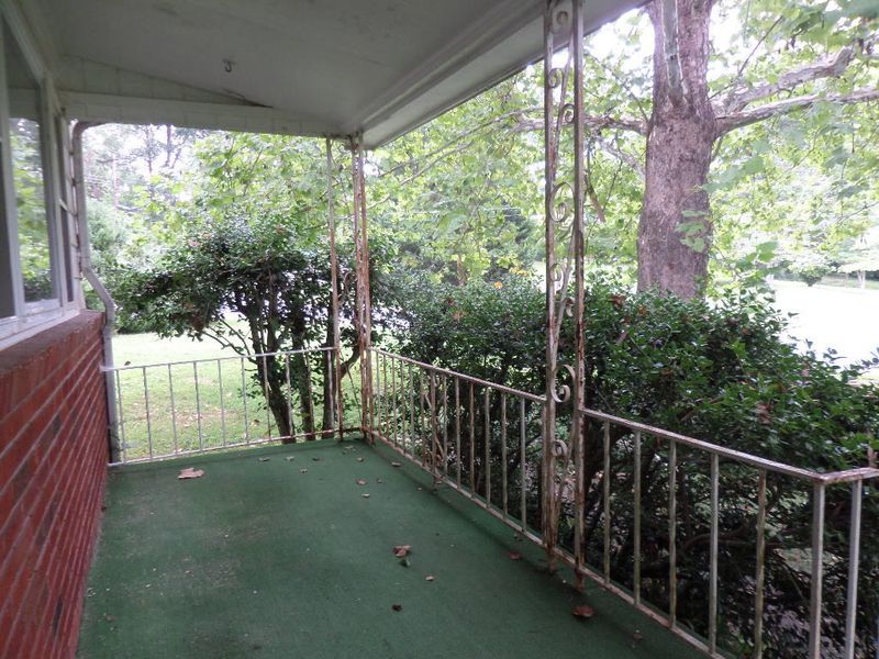 127 Orchard Ln, Oak Ridge, TN 37830