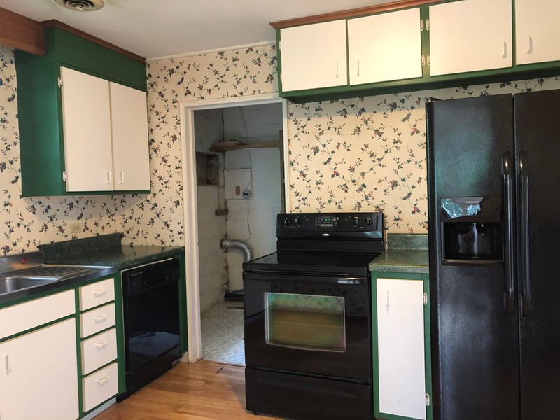 127 Princeton Ave, Oak Ridge, TN 37830