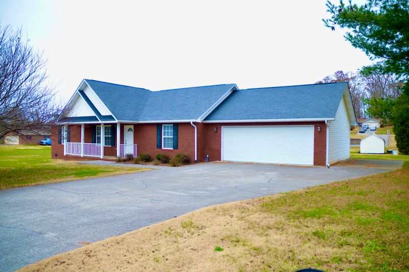 127 Sunflower Loop, Seymour, TN 37865