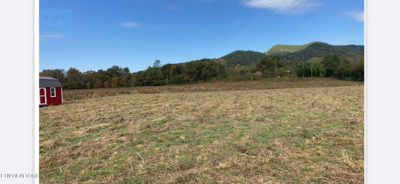 127 Tree Top Ln, Tellico Plains, TN 37385