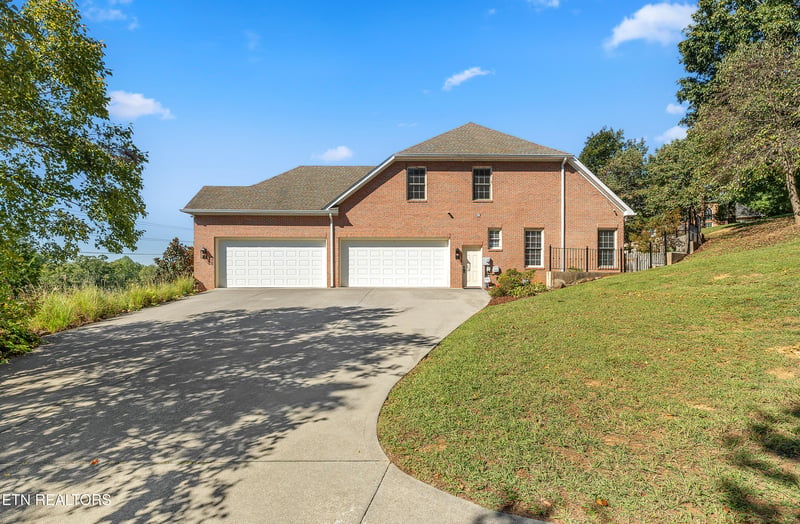 12701 Long Ridge Rd, Knoxville, TN 37934