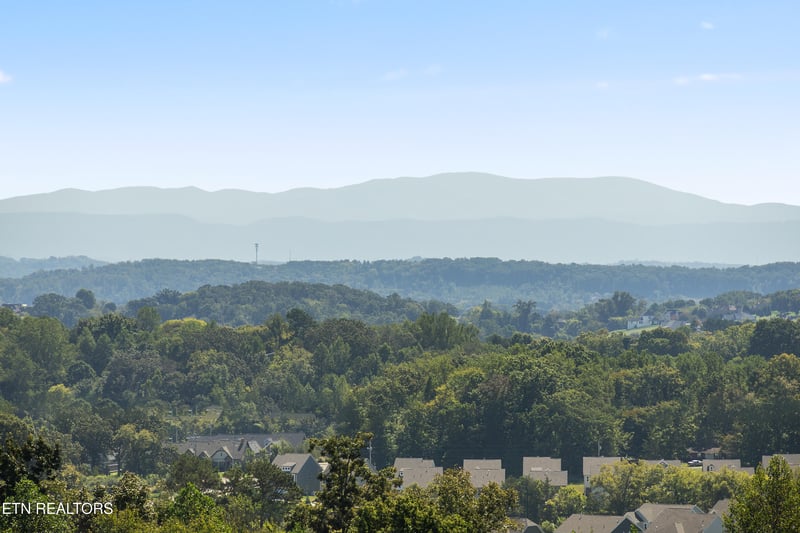 12701 Long Ridge Rd, Knoxville, TN 37934