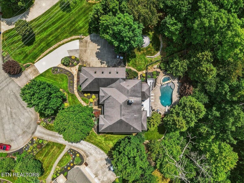 12707 Pepperwood Ln, Knoxville, TN 37934