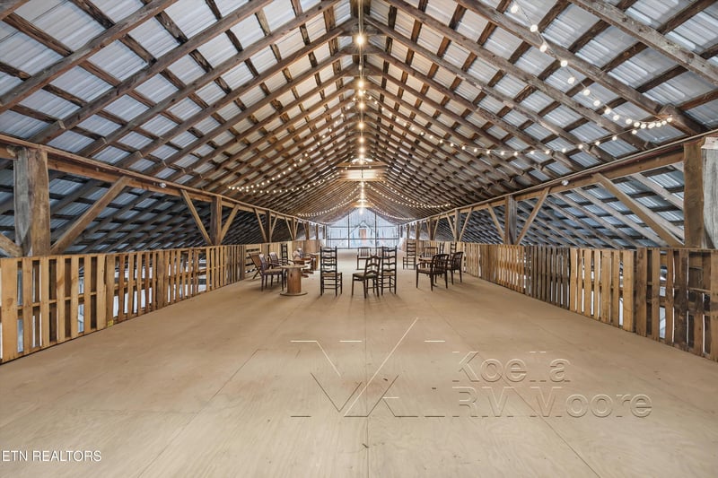 1271 New Hope Rd, Rockwood, TN 37854