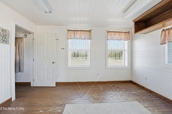 1271 New Hope Rd, Rockwood, TN 37854