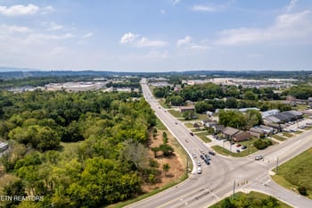 1273 Middlesettlements Rd, Maryville, TN 37801