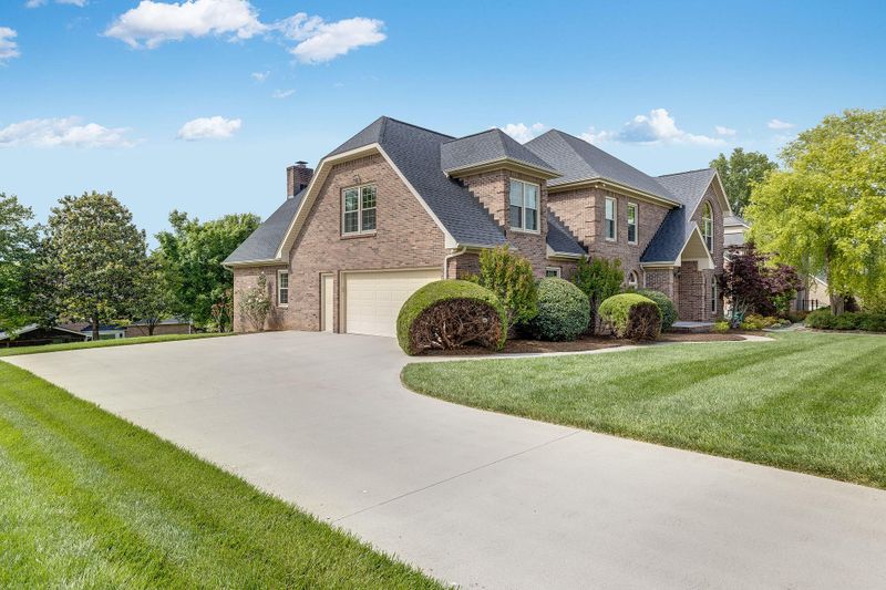 12733 Broken Saddle Rd, Farragut, TN 37934