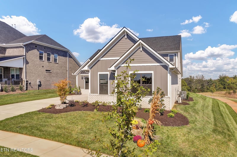 12747 Iron Plow Dr, Knoxville, TN 37934