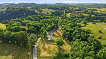 1276 Indian Ridge Rd, Blaine, TN 37709
