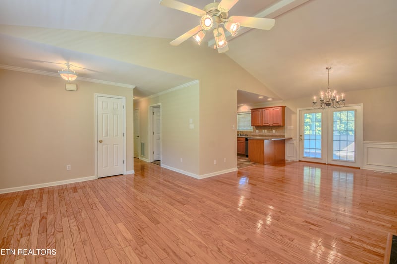 12768 Daisywood Dr, Knoxville, TN 37932