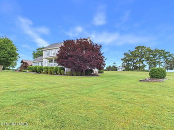 128 County Road 101, Riceville, TN 37370