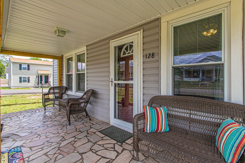 128 E Morelia Ave, Knoxville, TN 37917