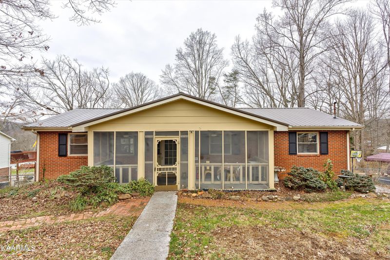 128 East Cir, Powell, TN 37849
