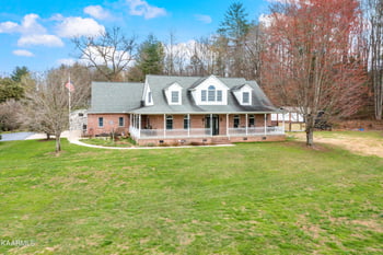 128 Guy Jones Rd, Oliver Springs, TN 37840