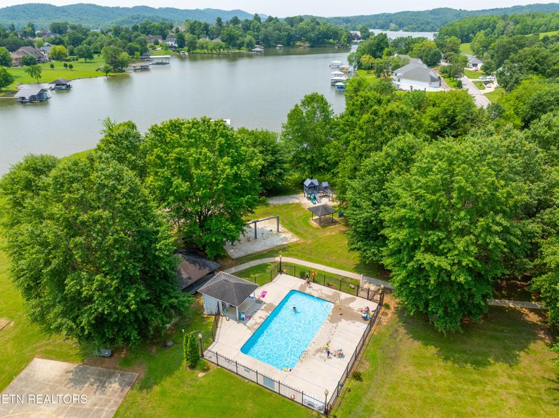 128 Harbour View Way, Kingston, TN 37763