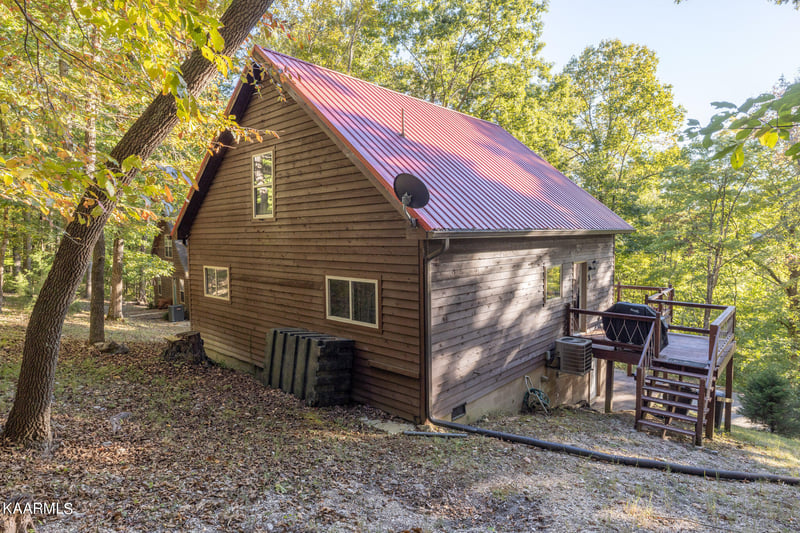 128 Hueston Wood Ln, Speedwell, TN 37870