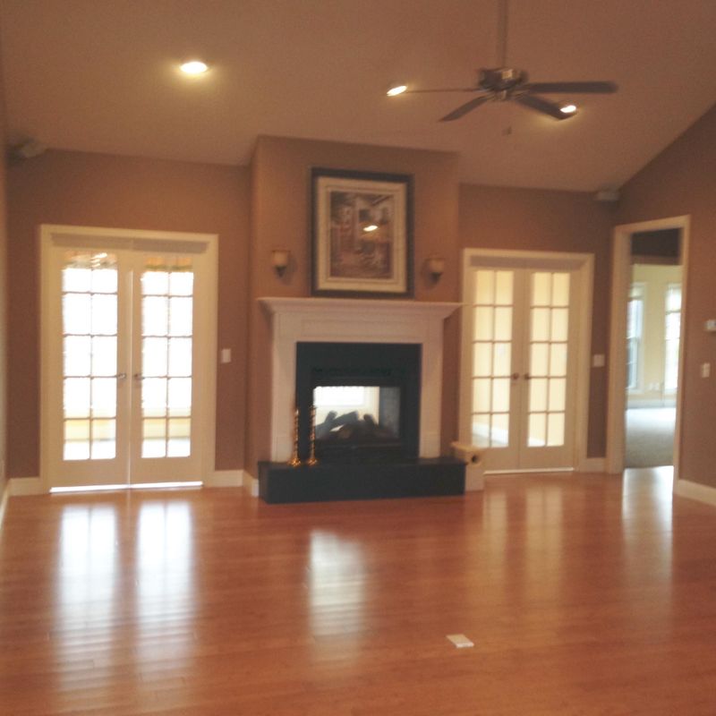 128 Mountain View Dr, Crossville, TN 38558