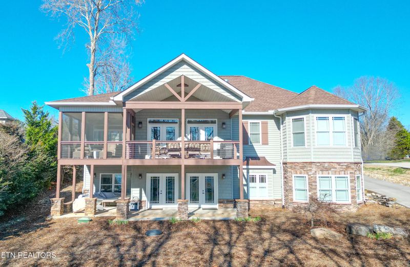 128 Saligugi Way, Loudon, TN 37774